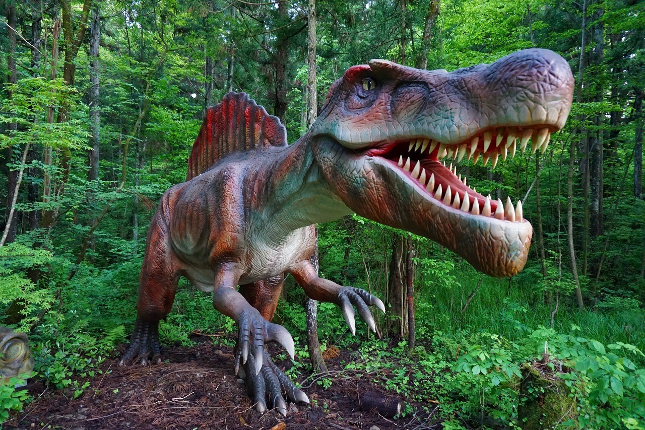 リニューアルでモニュメントは80頭以上に