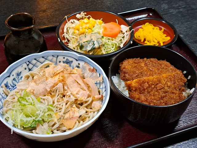 そば処　三国屋